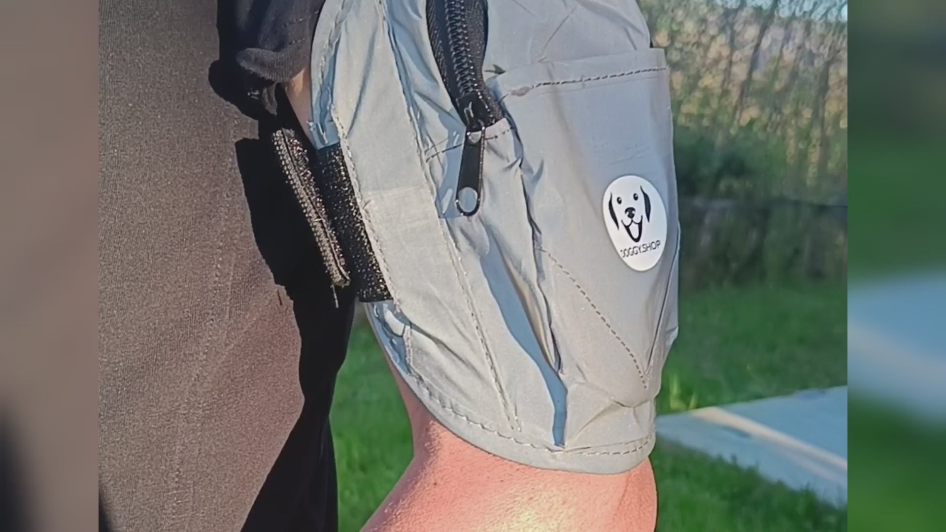 Carica il video: 